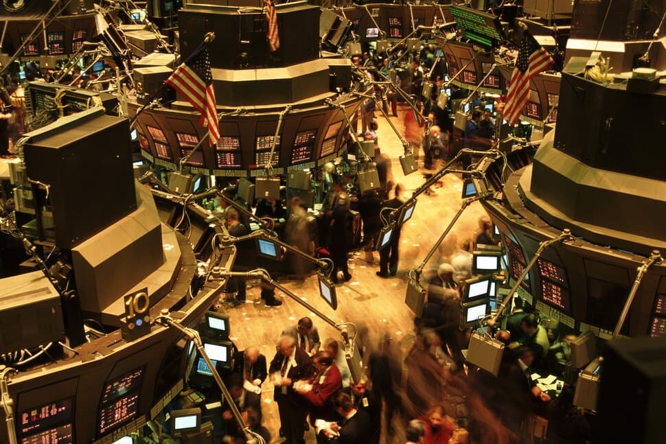 Will the Stock Market Crash in 2025? 7 Risk Factors