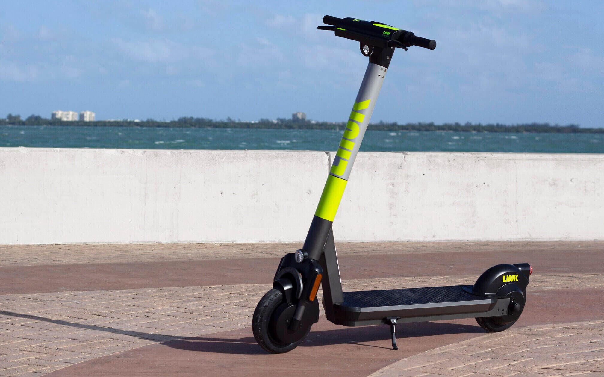 This Self-Folding Electric Scooter Is A Futuristic Yet Reliable Way To Travel Around The City