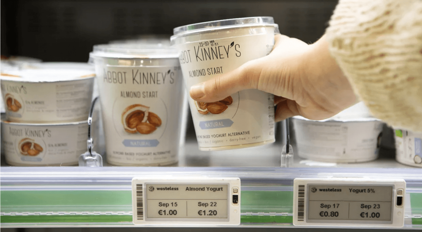 How the Metro retail group wants to reduce food waste in the future with a digital two-price system
