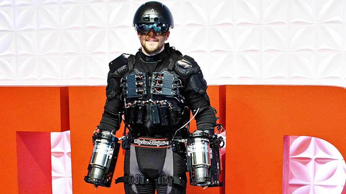 Iron Man of Wiltshire takes off (just) in turbo flight suit