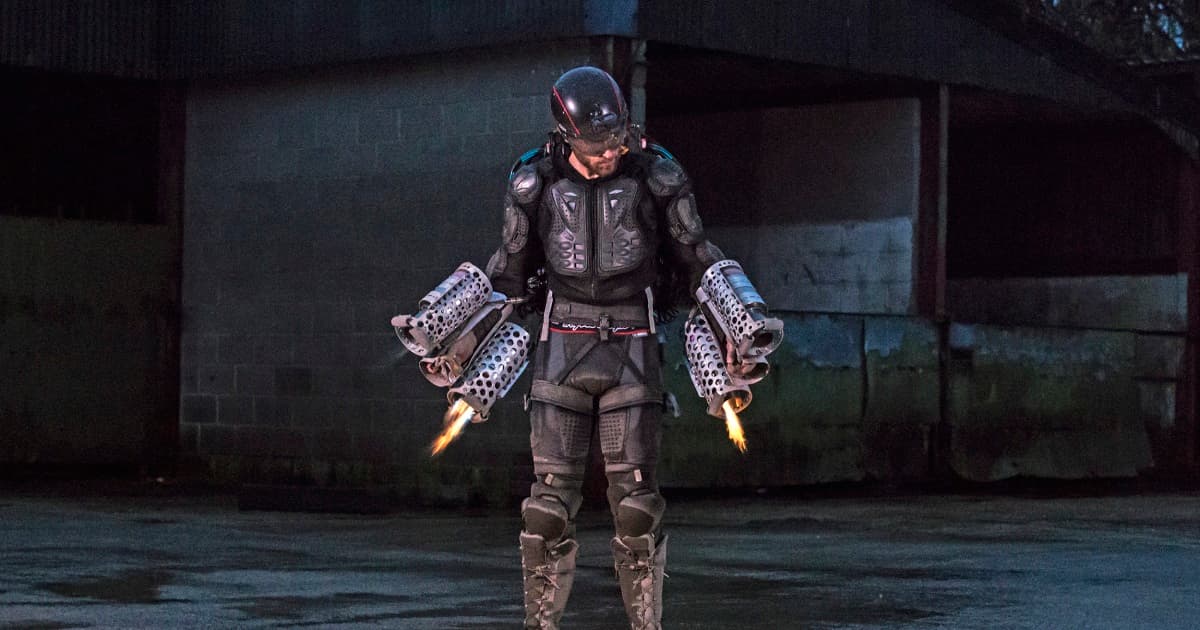 Watch this jet-powered exosuit turn inventor into real-life Iron Man