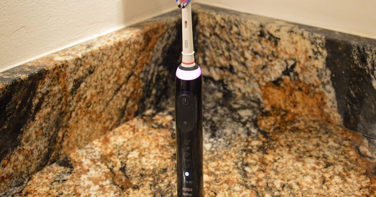 Oral-B Genius 8000 Bluetooth Toothbrush review