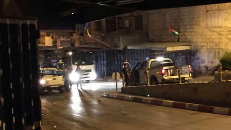 האימה: 'ווייז' הובילה את המשפחה החרדית לכפר פלסטיני