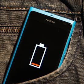 Battery Tech Aims to Charge Your Phone in 30 Seconds