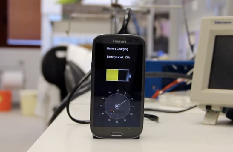 Video: Incredible New Technology Can Charge A Smartphone In 30 Seconds - BGR