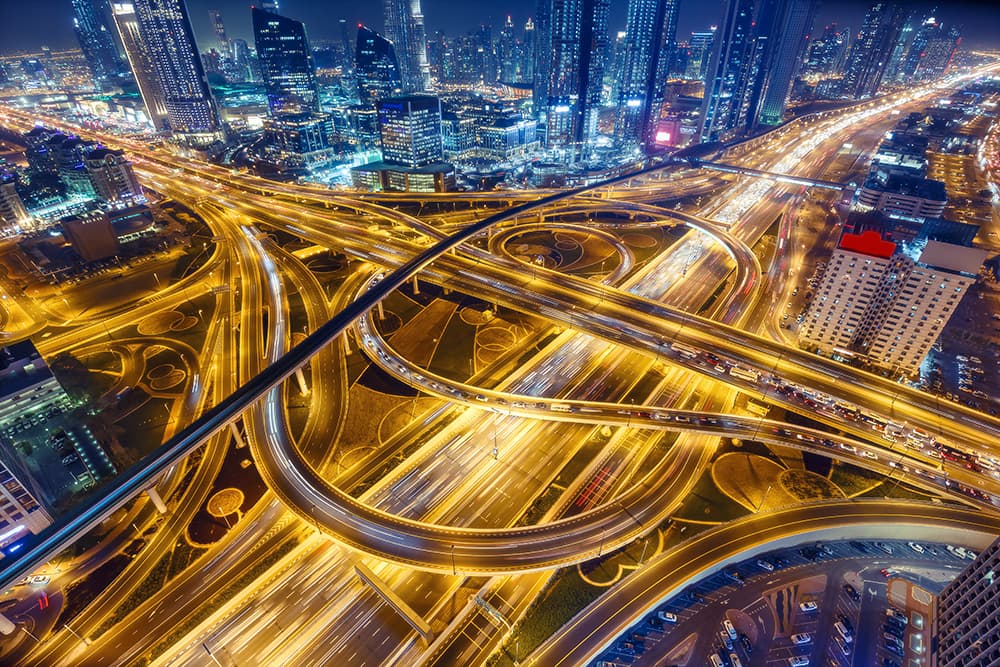 How Distributed Ledger Technology Can Enable Car Manufacturers to Overcome Market Challenges